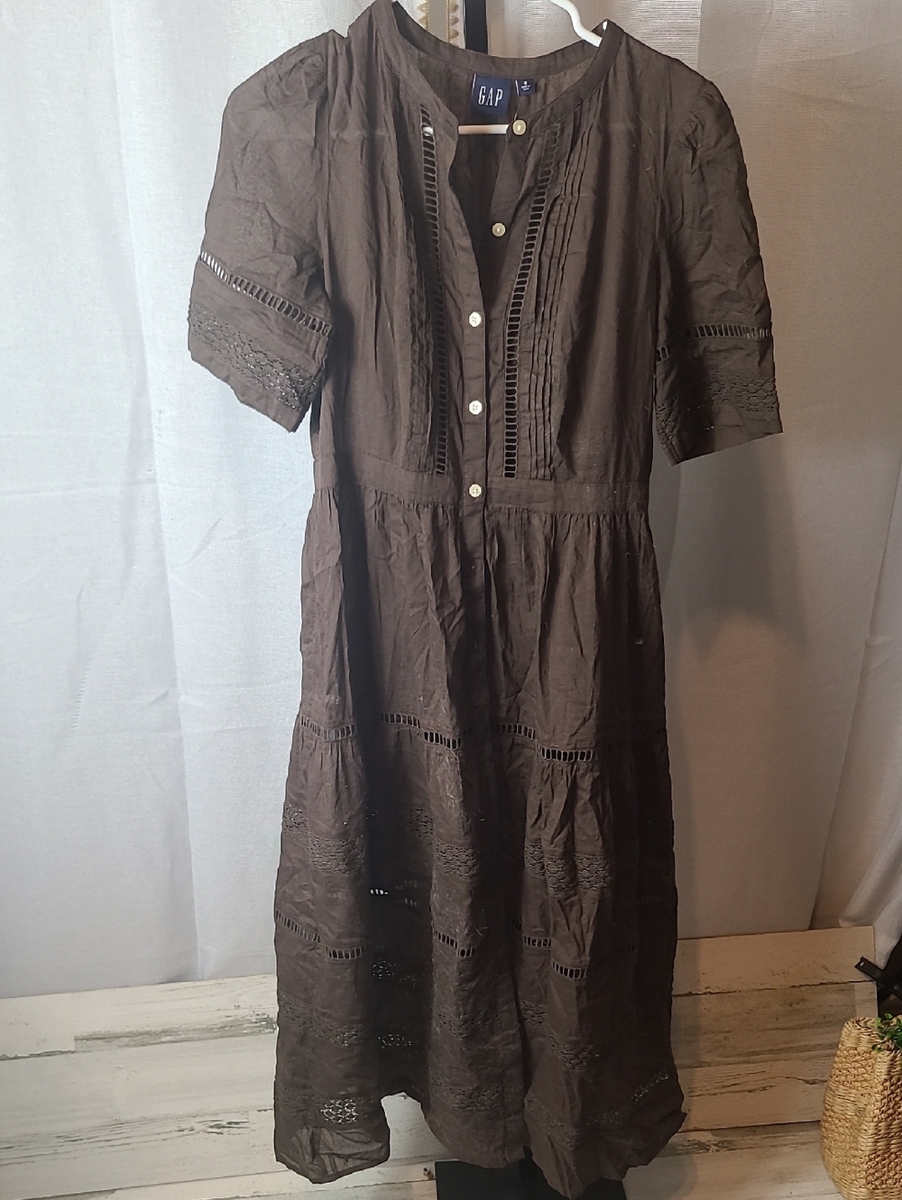 Lace Button-Front Midi Dress Old Navy Size Small.